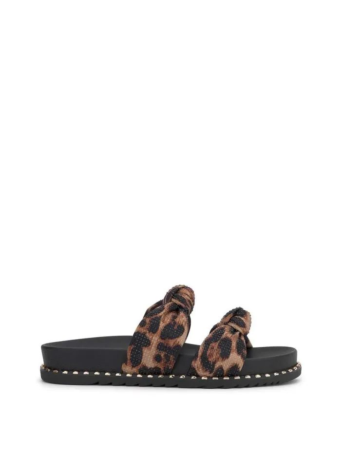 Women Flats Jessica Simpson Caralyna Flat Sandal In Leopard