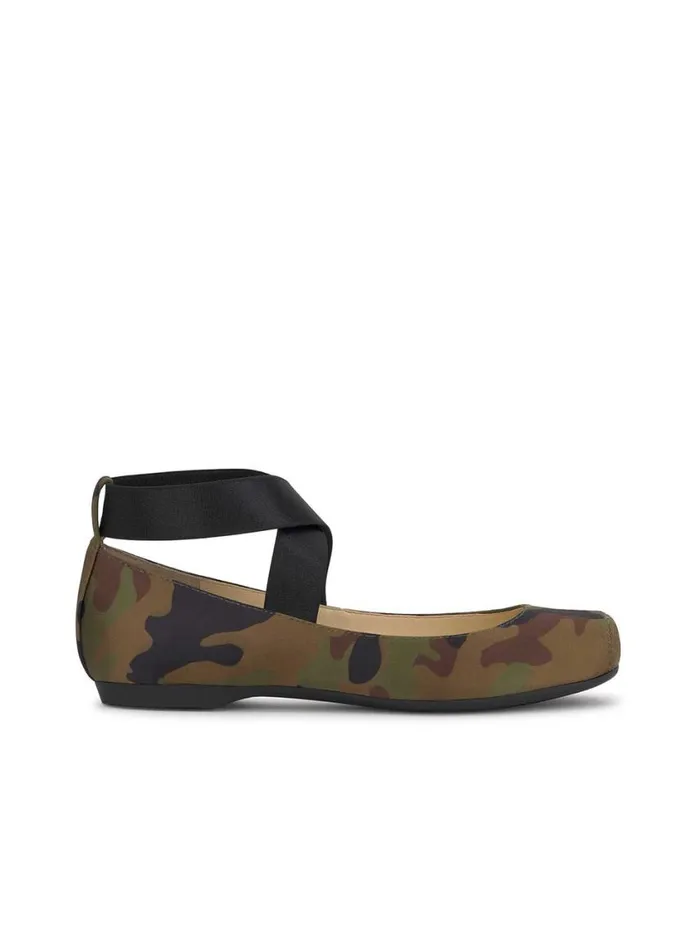Women Flats Jessica Simpson Mandalaye Ballet Flat In Forest Camo