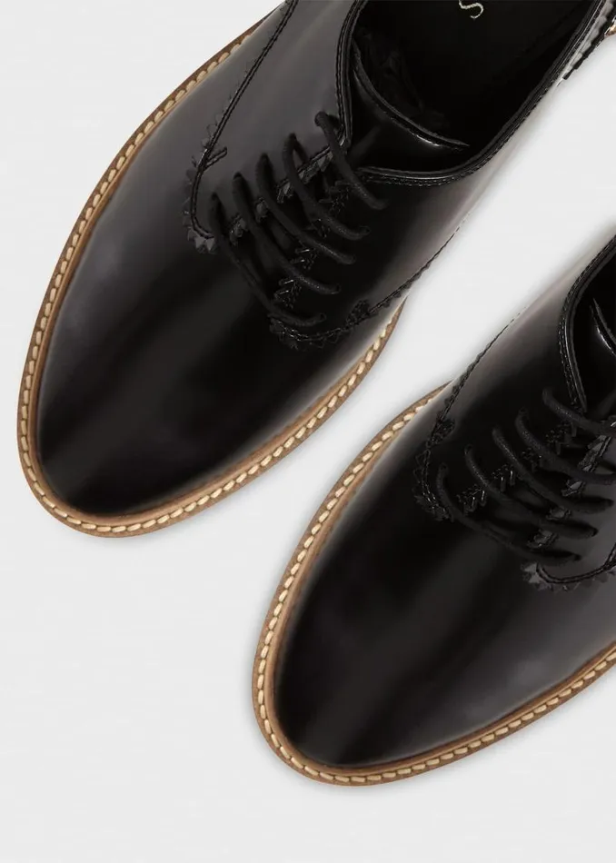 Women HOBBS Flats Chelsey LaceUp Black