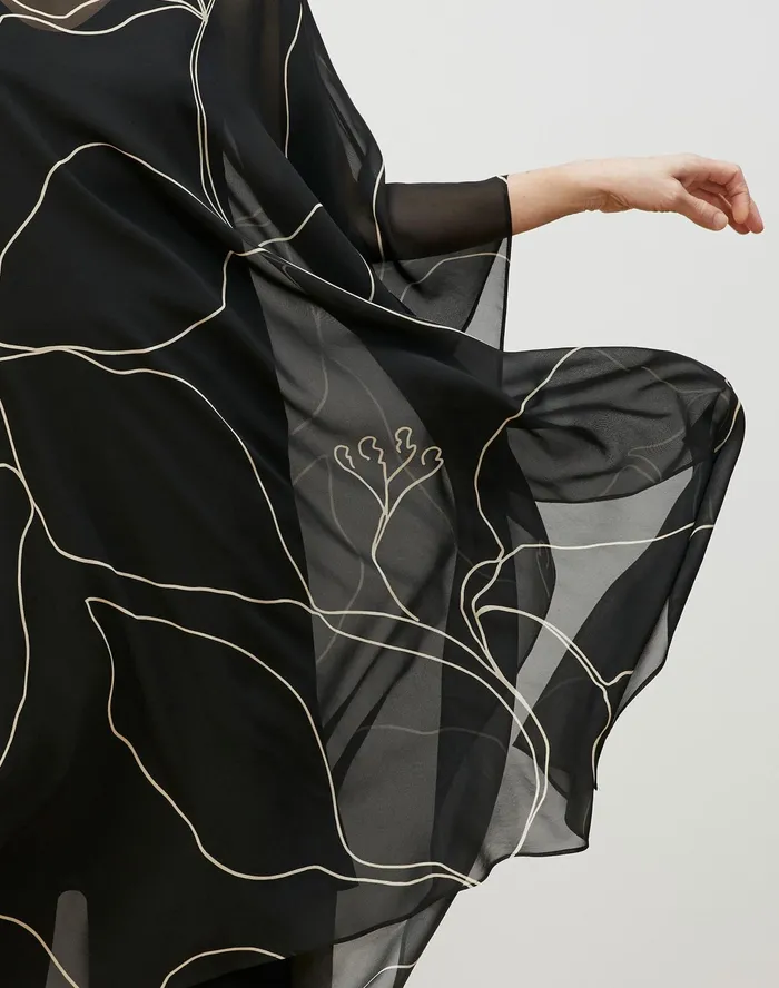 Women Lafayette 148 New York Dresses Maeve Kaftan In Winding Leaf Print Silk Georgette Black Multi