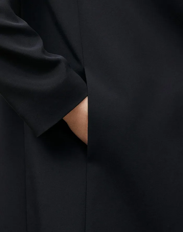 Women Lafayette 148 New York Jackets and Blazers PlusSize Kourt Jacket In Luxe Stretch Crepe De Chine Black