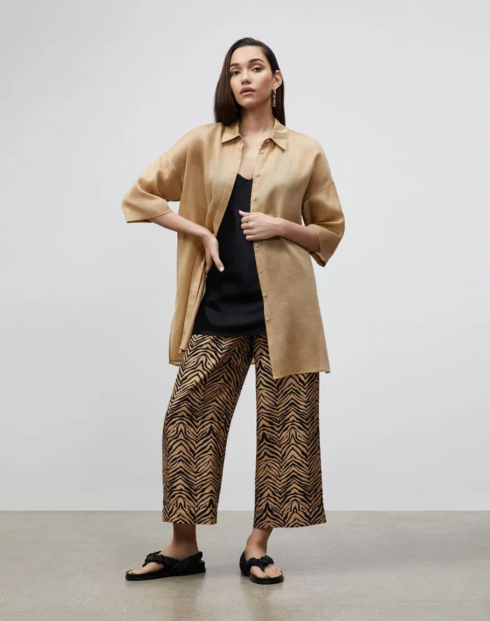 Women Lafayette 148 New York Pants and Shorts PlusSize Riverside Cropped Pant In Mini Zevron Print Shantung Honeynut Multi