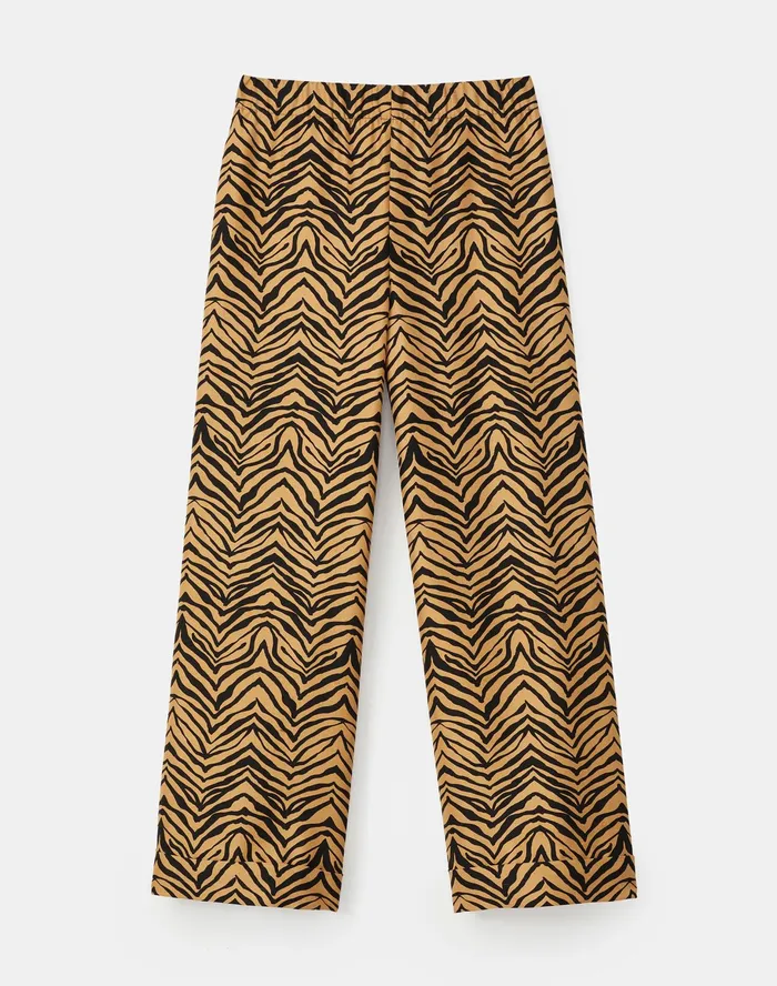 Women Lafayette 148 New York Pants and Shorts PlusSize Riverside Cropped Pant In Mini Zevron Print Shantung Honeynut Multi