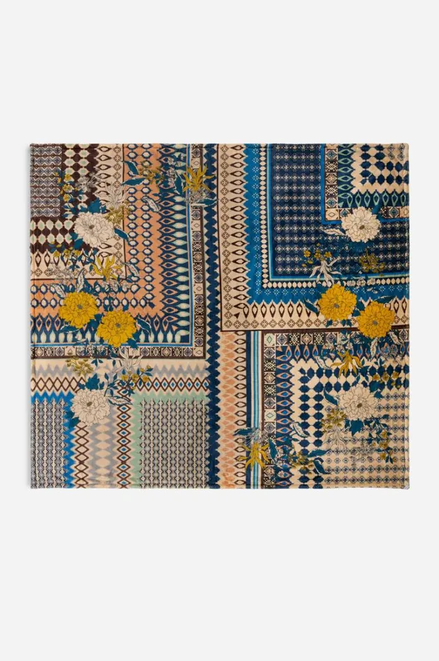 Women Laurel Canyon Cozy Blanket Kelso Johnny Was Blankets