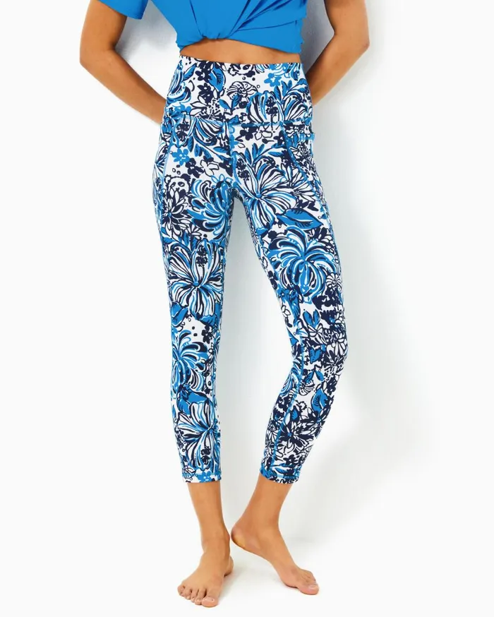 Women Lilly Pulitzer Tops UPF 50 Luxletic Lilu Bra Tank Top Low Tide Navy Pandarama Women Lilly Pulitzer Tops UPF 50 Luxletic Lilu Bra Tank Top Low Tide Navy Pandarama