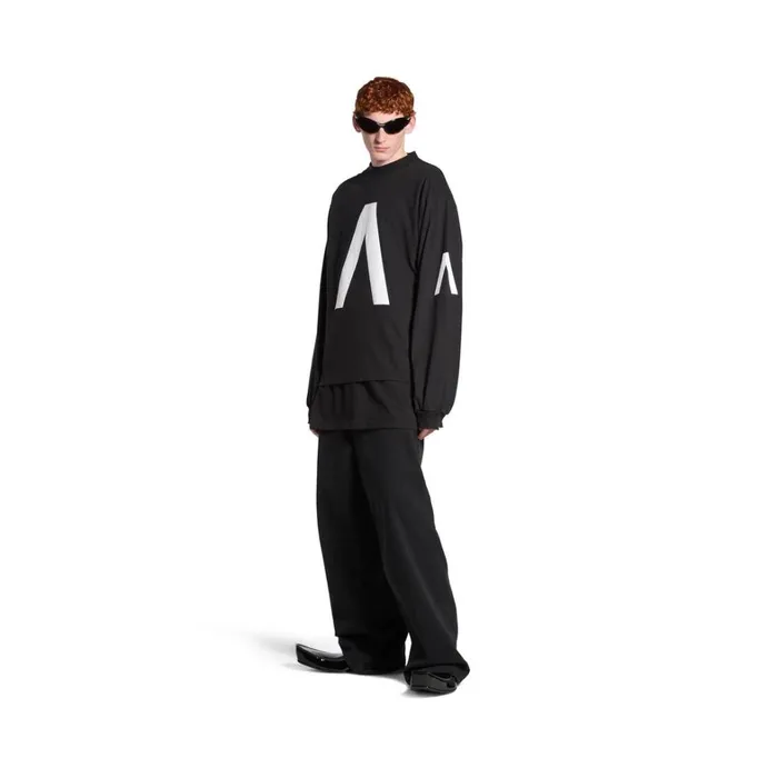 WomenMen Tshirts Balenciaga Balenciaga Music Archive Series Connected Long Sleeve Tshirt Medium Fit In Blackwhite WomenMen Tshirts Balenciaga Balenciaga Music Archive Series Connected Long Sleeve Tshirt Medium Fit In Blackwhite