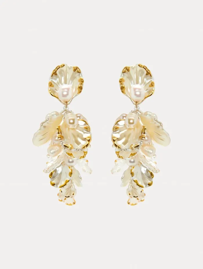 Women Mother Of Pearl Flower Earrings Ivory Oscar De La Renta Earrings