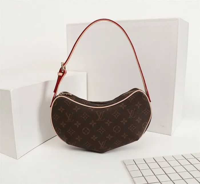 Women Pochette Metis Bag Louis Vuitton Louis Vuitton M51510 Pochette Croissant Shoulder Bag 8211 Louis Vuitton Handbag Store Women Pochette Metis Bag Louis Vuitton Louis Vuitton M51510 Pochette Croissant Shoulder Bag 8211 Louis Vuitton Handbag Store