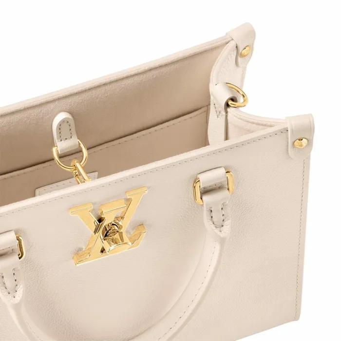 Women Shoulder and Totes Louis Vuitton Louis Vuitton M23637 Lock and Go Quartz 8211 Louis Vuitton Handbag Store