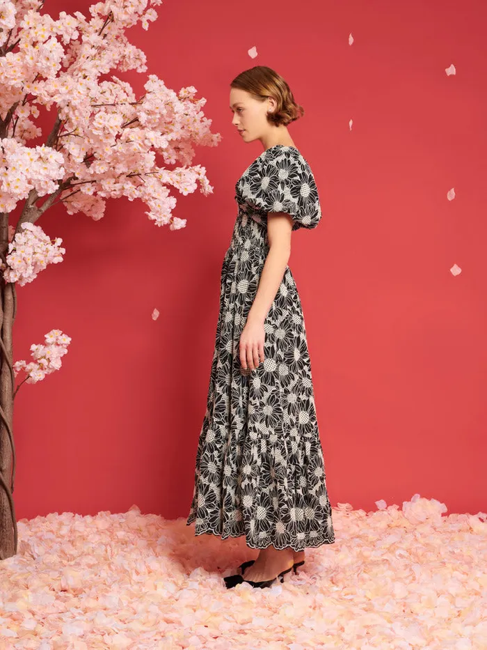 Women Sister Jane Dresses DREAM Flower Haze Midi Dress Black And White