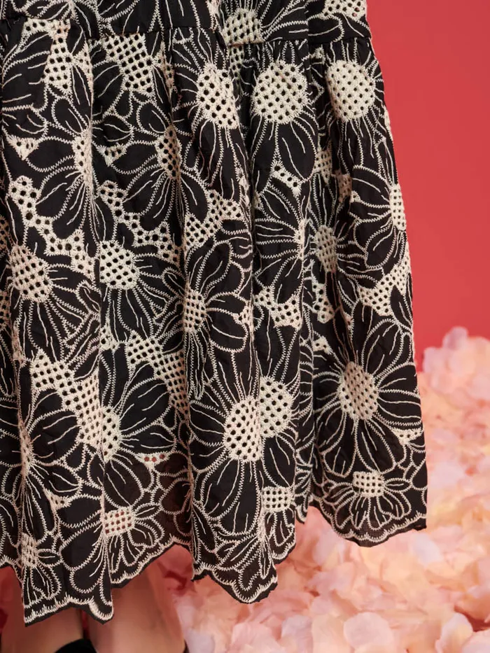 Women Sister Jane Dresses DREAM Flower Haze Midi Dress Black And White
